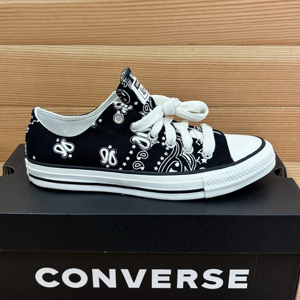 Converse Chuck Taylor All Star Low 'Paisley' A15812F Woman Sz 8.5 Black Sneakers